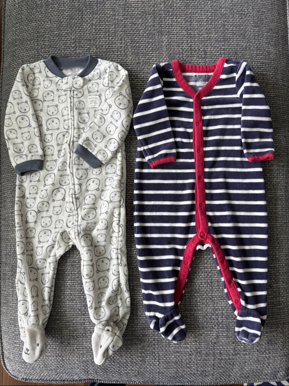 Bundle 2 Baby Footies GAP Navy Stripe + Carter’s Gray Bear | 6–9M Sleep Set